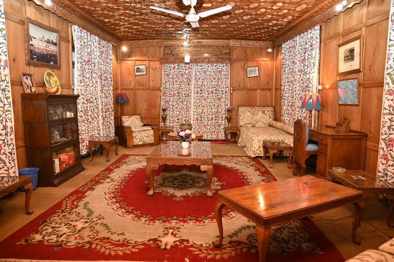 Kings Houseboats Otel Srīnagar Dış mekan fotoğraf