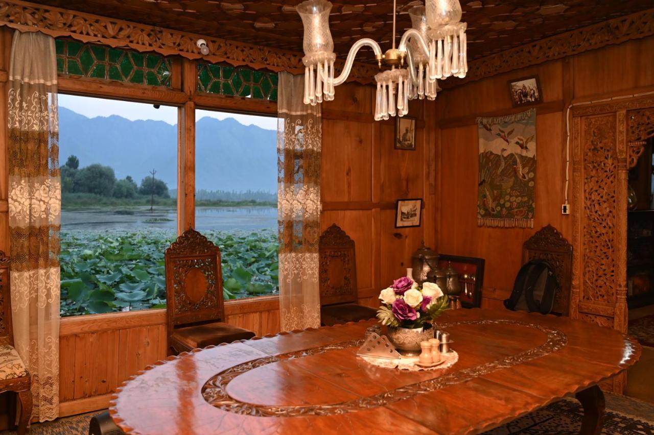 Kings Houseboats Otel Srīnagar Dış mekan fotoğraf