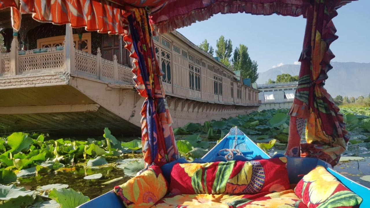 Kings Houseboats Otel Srīnagar Dış mekan fotoğraf